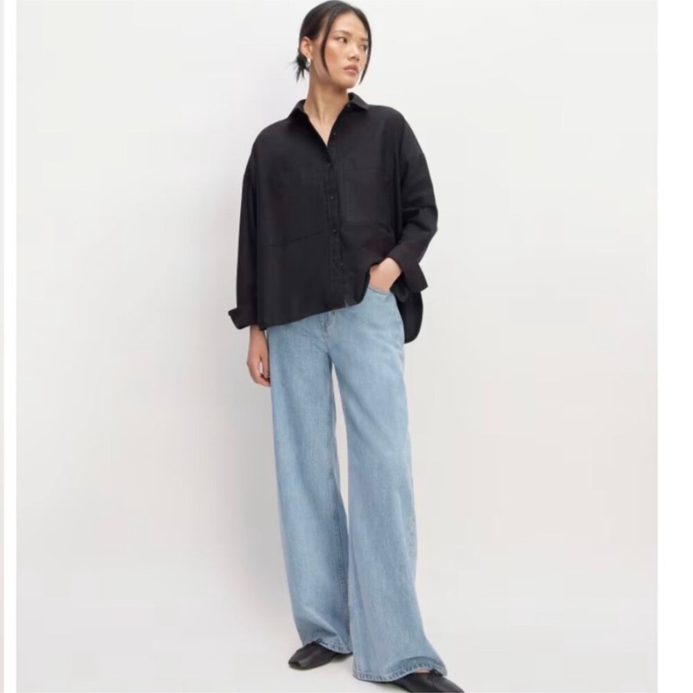 Everlane The Boxy Oxford button down top in Black size Xs